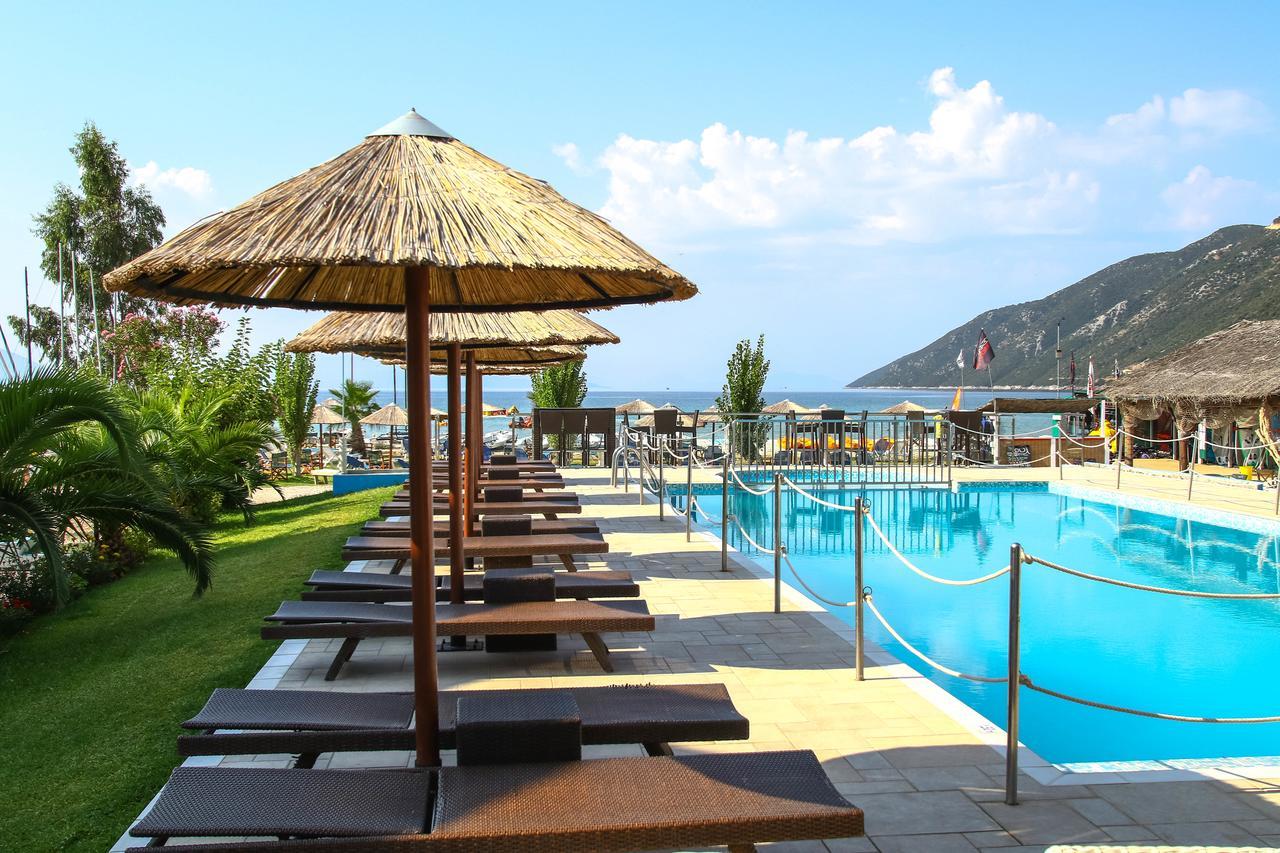 Surf Hotel Vasilikí Exterior foto